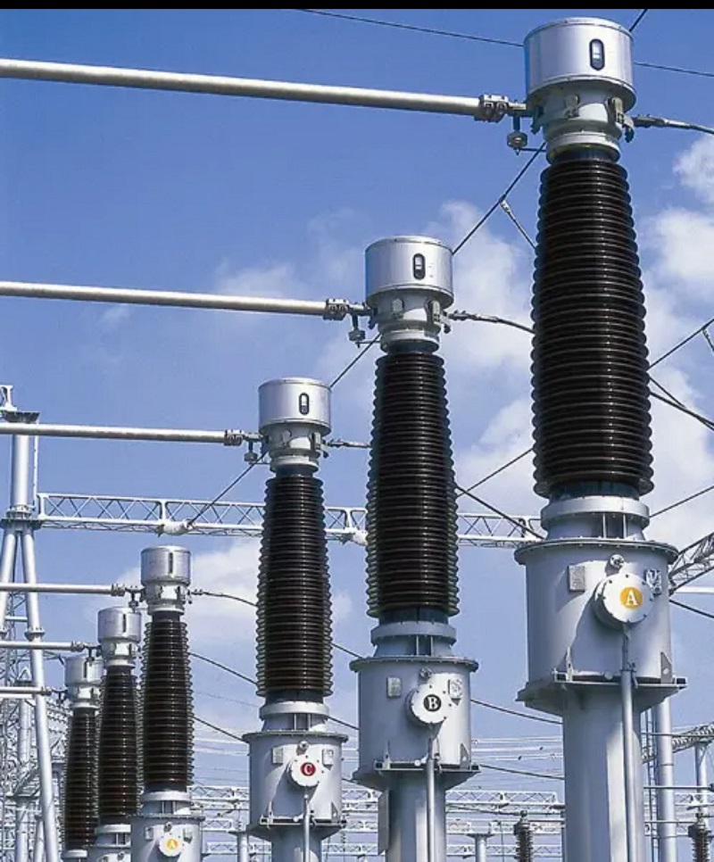துல்லியமான அளவீடு மற்றும் நம்பகமான ரிலே பாதுகாப்புக்கான LB6-110kV தற்போதைய மின்மாற்றி